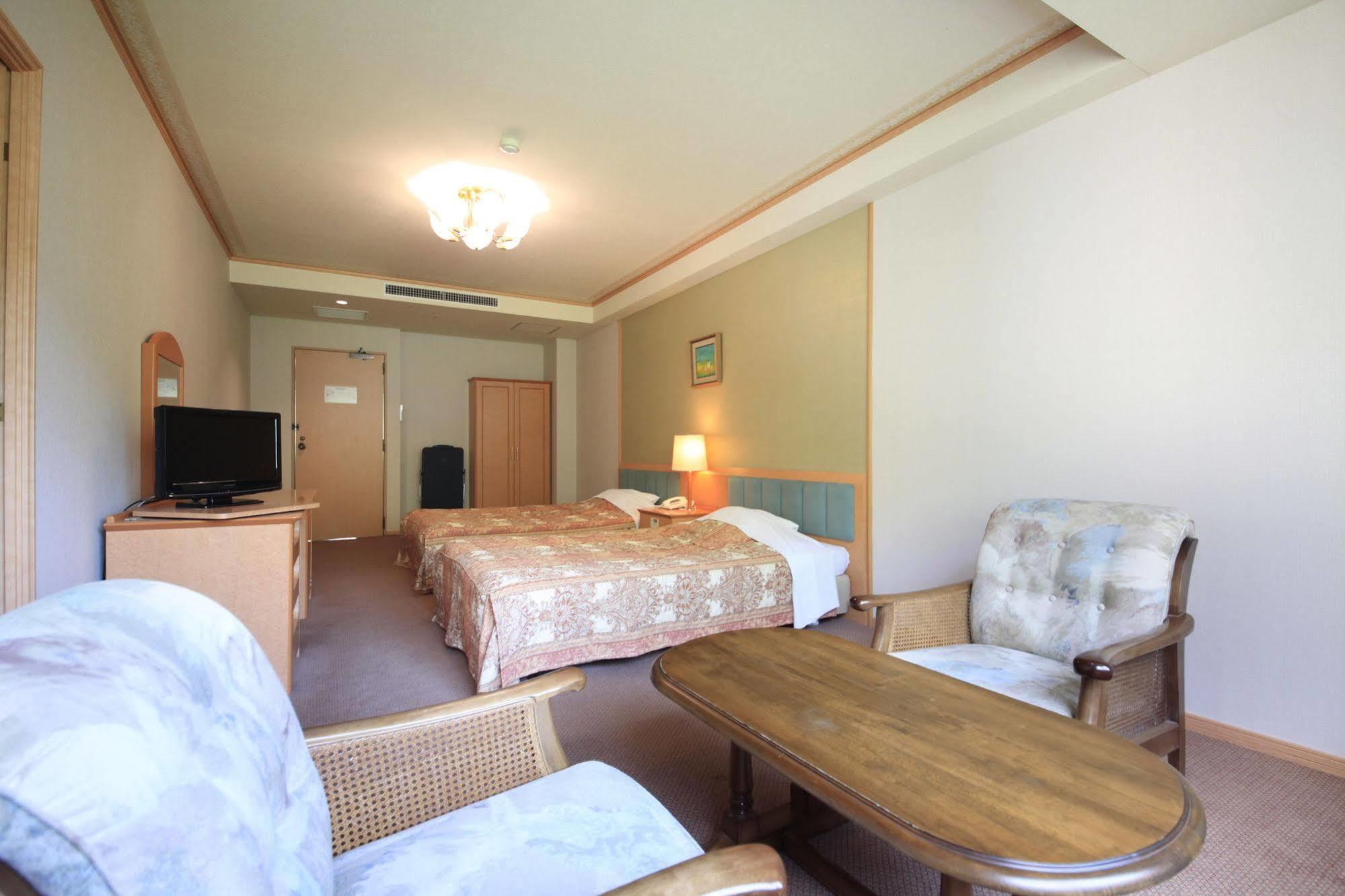 Park Hotel Miyabitei Ноборібецу Екстер'єр фото